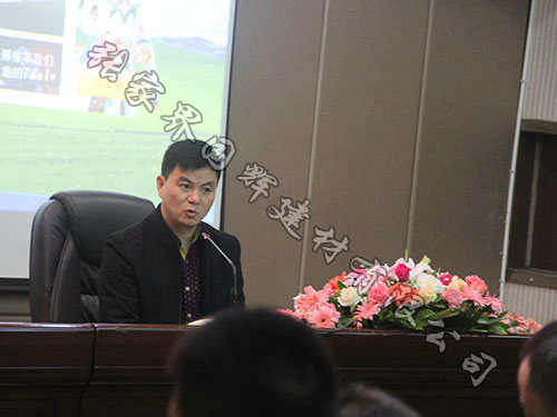 張家界國(guó)輝建材?？偨?jīng)理發(fā)言